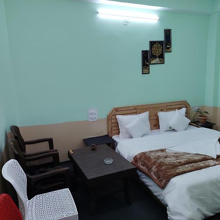 Appel Home Stay Banjār Exteriör bild