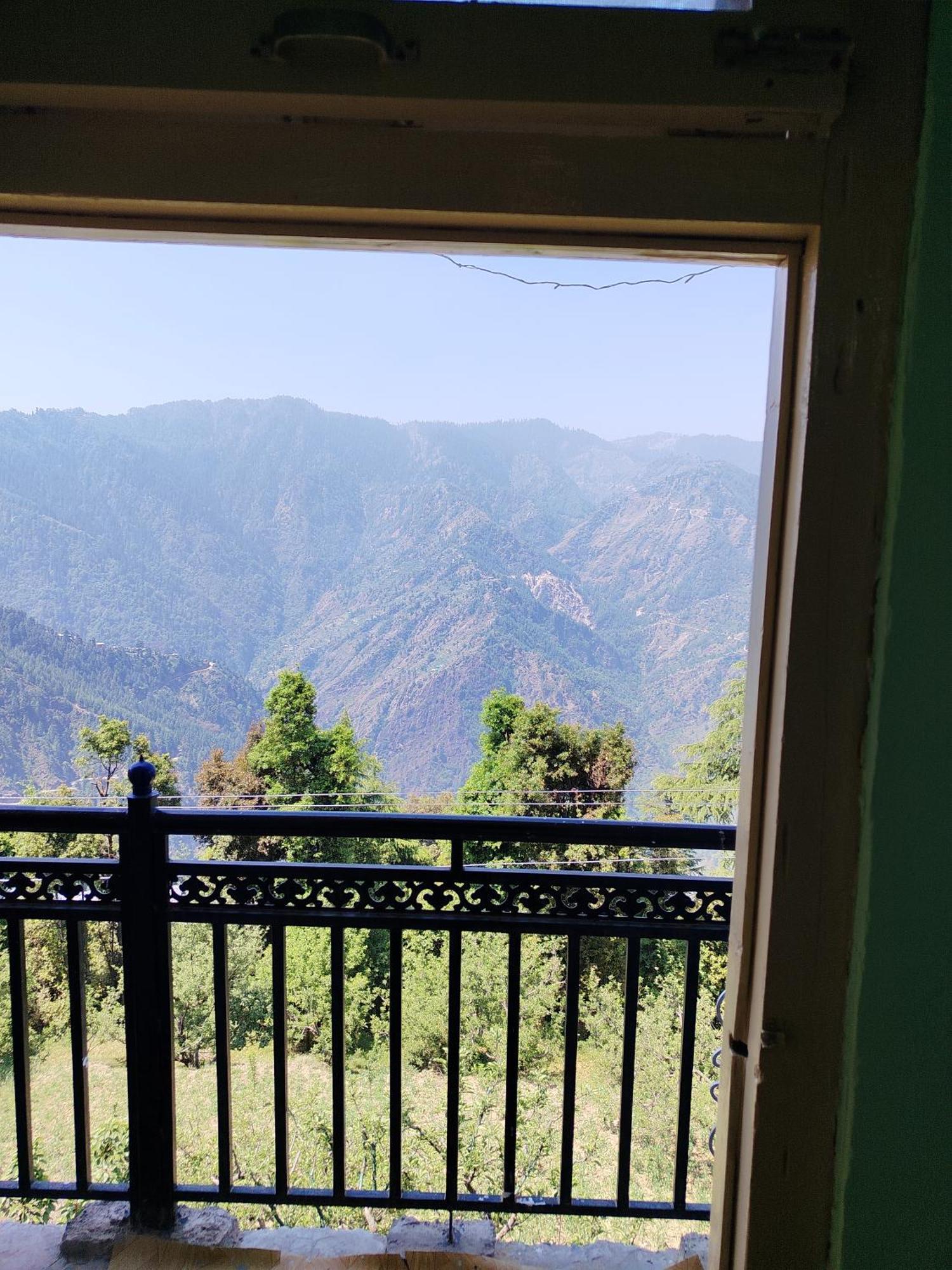 Appel Home Stay Banjār Exteriör bild