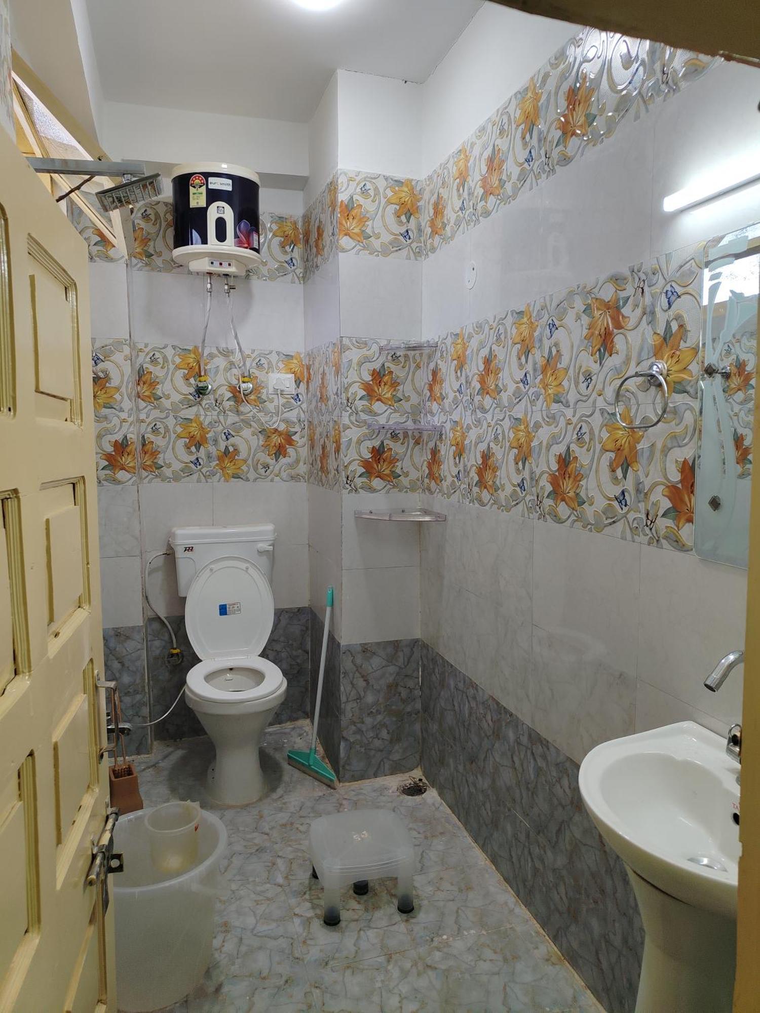 Appel Home Stay Banjār Exteriör bild